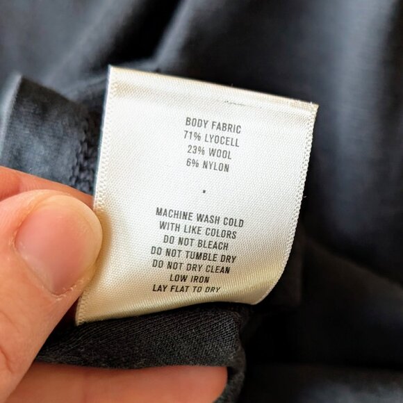 Tracksmith Women's Black Turtleneck Long Sleeve Top large - Picture 8 of 9